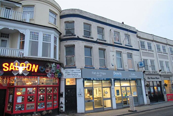 2 Bedroom Flat To Rent In Central Parade, Herne Bay, CT6