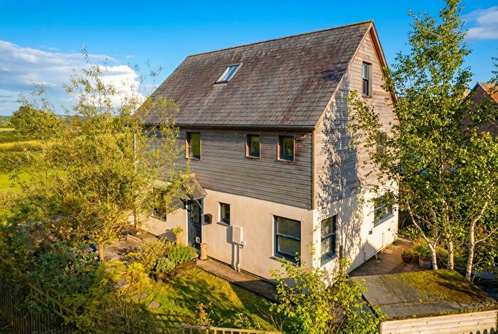 4 Bedroom Detached House For Sale In Rensey Lane, Lapford, EX17