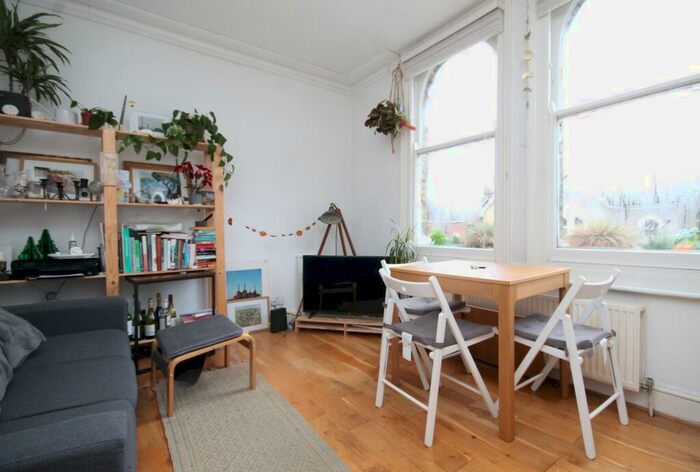 2 Bedroom Flat To Rent In Mount Pleasant Villas, Stroud Green, N4