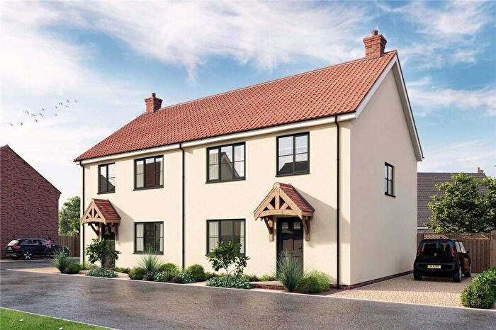 3 Bedroom Semi-Detached House For Sale In Alan Avenue, Newton Flotman, Norwich, NR15