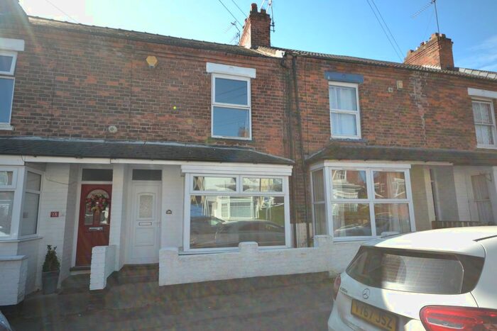 2 Bedroom Terraced House To Rent In Salisbury Street, Hull, HU13