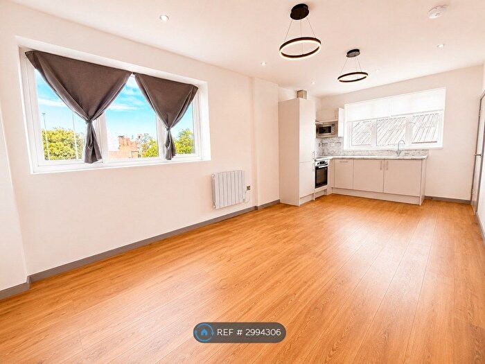 1 Bedroom Flat To Rent In Southchurch Road, Southend-On-Sea, SS1