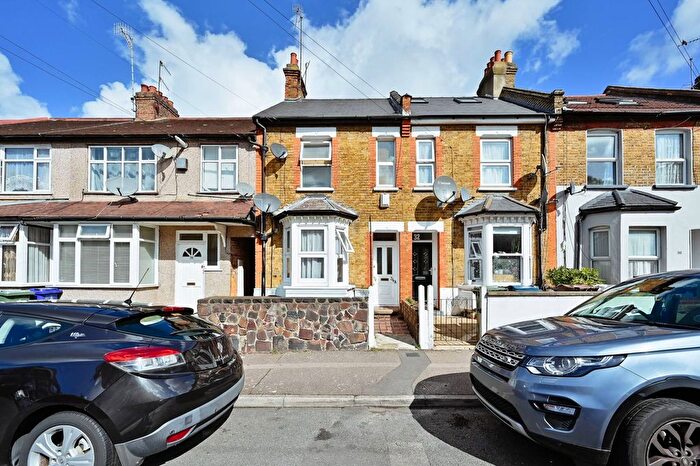 2 Bedroom Flat To Rent In Sherwood Road, South Harrow, HA2