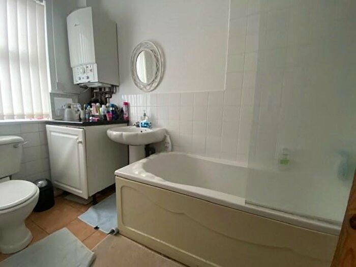 4 Bedroom Terraced House To Rent In Russell Road, L18