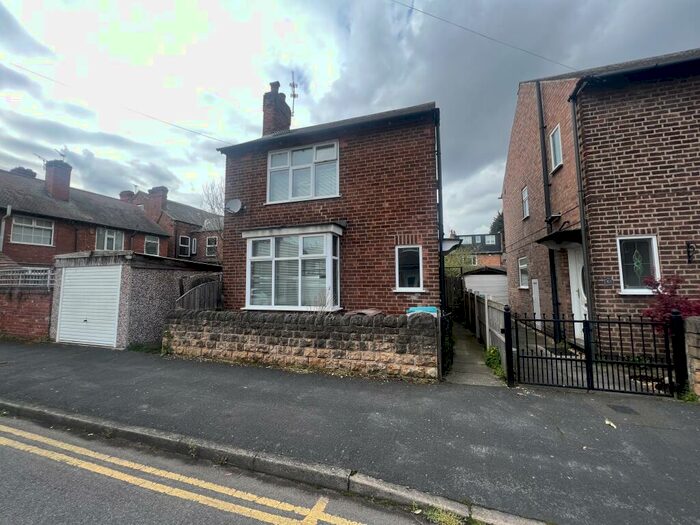 3 Bedroom Detached House To Rent In Ednaston Road, NG7