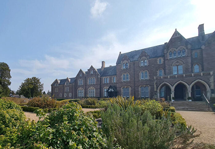 5 Bedroom Character Property For Sale In Bryngwyn Manor, Wormelow, Hereford, Herefordshire, HR2