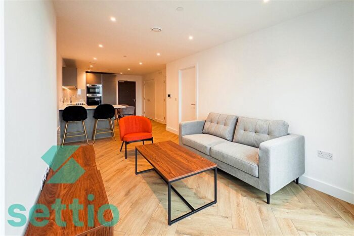 1 Bedroom Apartment To Rent In One Port Street, M1