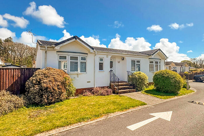 2 Bedroom Park Home For Sale In Knightcrest Park, Milford Road, Everton, SO41