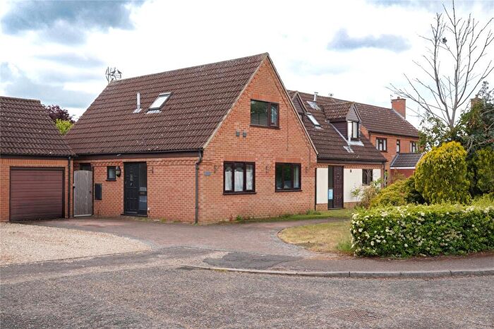 3 Bedroom Bungalow For Sale In Holly Walk, Beck Row, Bury St. Edmunds, Suffolk, IP28