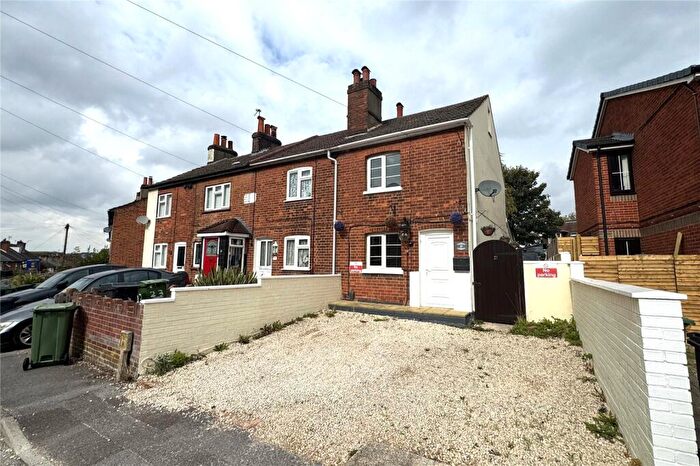 2 Bedroom End Of Terrace House For Sale In Flaxfield Road, Basingstoke, Hampshire, RG21