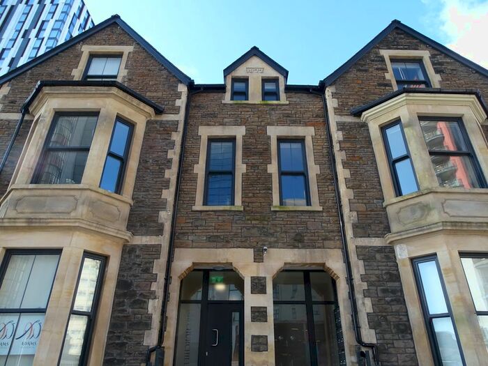 2 Bedroom Flat To Rent In Churchill Villas, Churchill Way, Cardiff, CF10