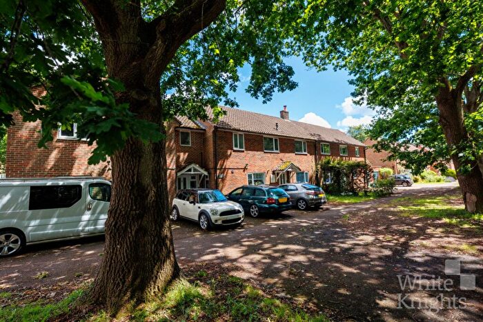 1 Bedroom Flat For Sale In Holly Court, Hollybush Lane, Burghfield Common, Reading, Berkshire, RG7