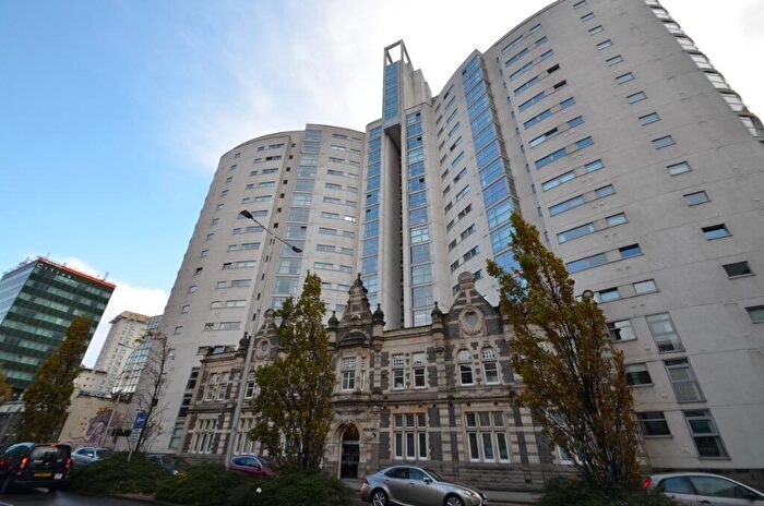 2 Bedroom Flat To Rent In Bute Terrace, Cardiff, CF10