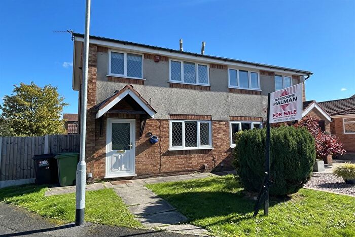 3 Bedroom Semi-Detached House For Sale In Montmorency Road, Knutsford, WA16