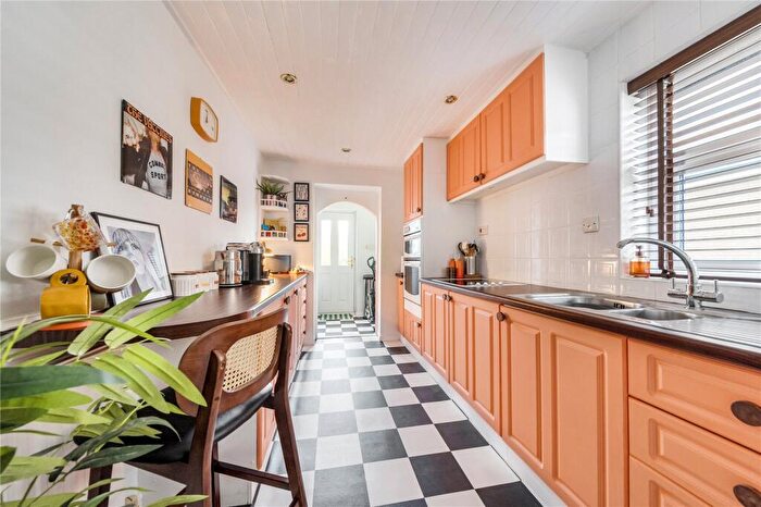 3 Bedroom Semi-Detached House For Sale In Well Garth View, Bramley, Leeds, LS13