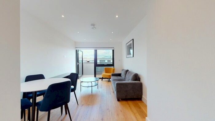 1 Bedroom Flat To Rent In New Horizons Court, Brentford, TW8
