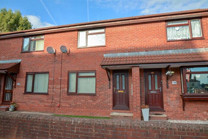 2 Bedroom Terraced House To Rent In Capes Close, Bridgwater, TA6