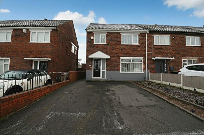 3 Bedroom Terraced House For Sale In Trippier Road, Eccles, M30