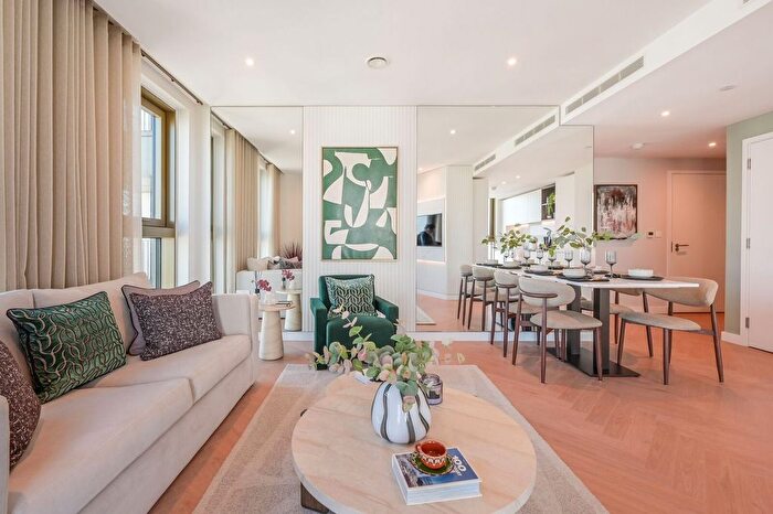 3 Bedroom Flat For Sale In One Thames Quay, Canary Wharf, London, E14