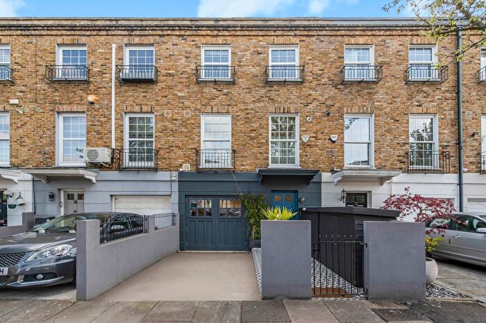 4 Bedroom Terraced House For Sale In Wallorton Gardens, East Sheen, SW14