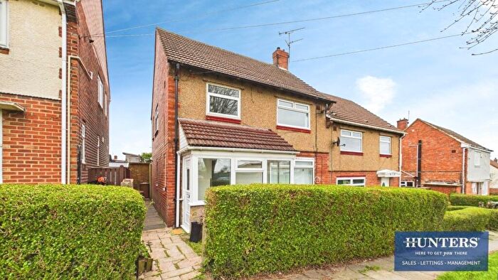 3 Bedroom Semi Detached House For Sale In Archer Road, Farringdon, Sunderland, SR3
