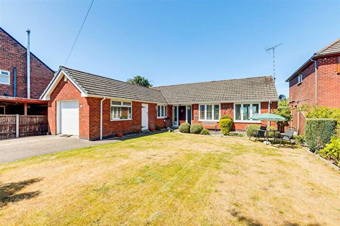 3 Bedroom Detached Bungalow For Sale In Alfreton Road, South Normanton, DE55