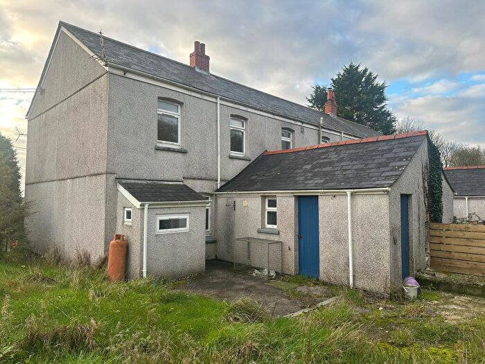 3 Bedroom End Of Terrace House For Sale In Marco Trailers, Railway Cottages, Newhaven, East Sussex, BN9