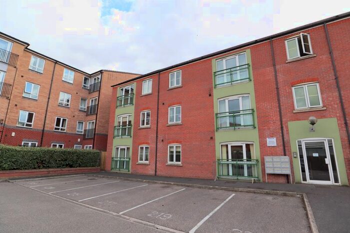 1 Bedroom Flat To Rent In Riverside Drive, Lincoln, LN5