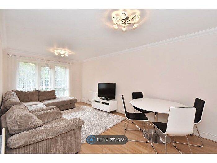 2 Bedroom Flat To Rent In Ormond House, London, SW1P