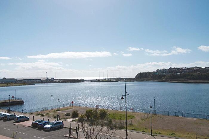 2 Bedroom Apartment For Sale In Y Rhodfa, Barry, CF63