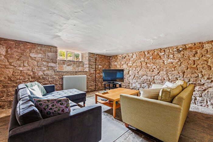 4 Bedroom Detached House For Sale In Townsend, Almondsbury, BS32