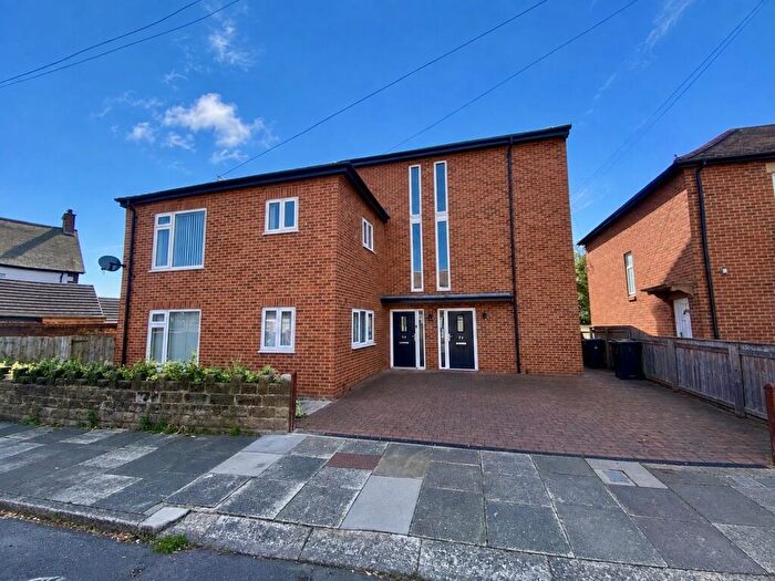 2 Bedroom Flat To Rent In Balkwell Avenue, North Shields, NE29