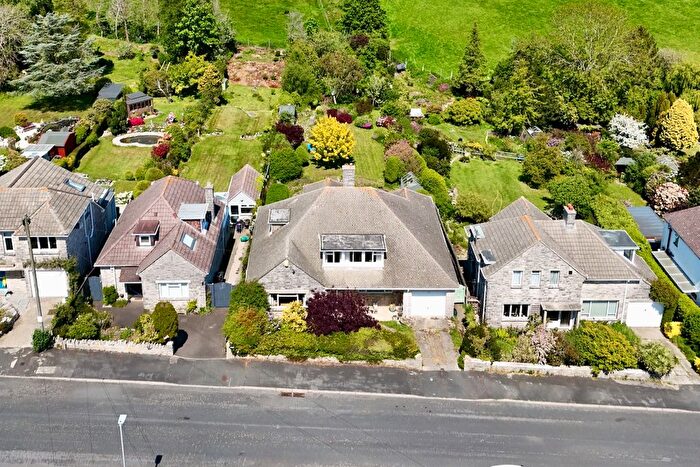 4 Bedroom Detached House For Sale In Bay Crescent, Swanage, BH19