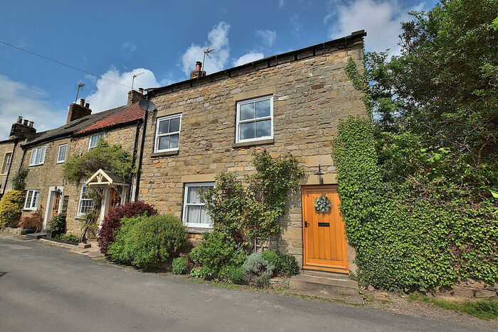 3 Bedroom Cottage For Sale In High Row, Melsonby, DL10