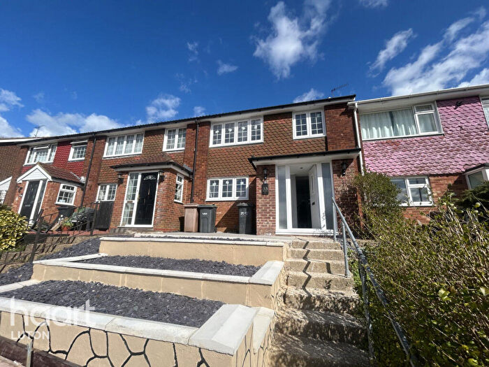 3 Bedroom Terraced House To Rent In Porlock Drive, Luton, LU2