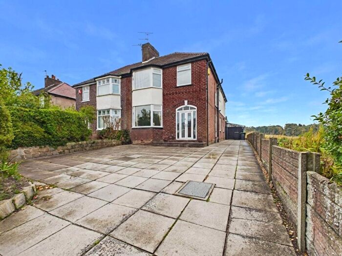 4 Bedroom Semi-Detached House For Sale In Crosshall Brow, Ormskirk, L39