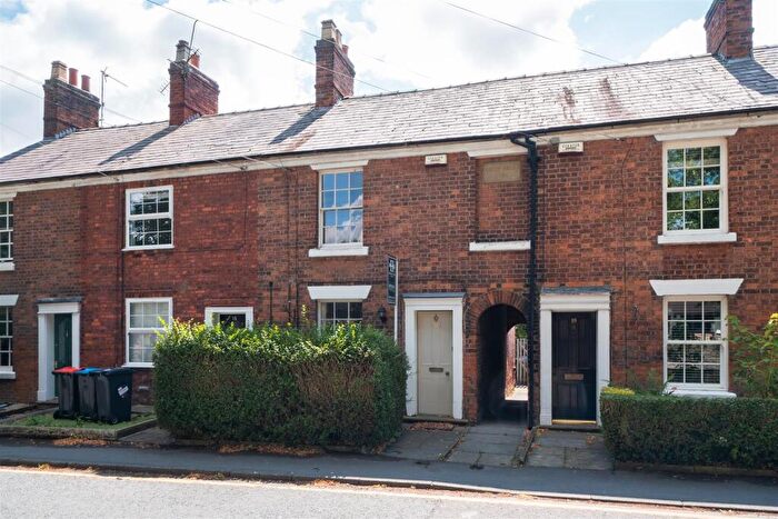 2 Bedroom End Of Terrace House For Sale In The Green, Hartford, CW8