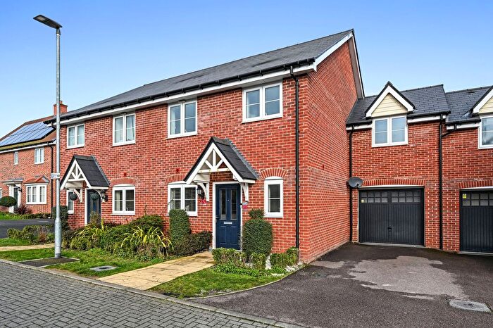 3 Bedroom Terraced House For Sale In Little Dumplings, Broomfield, CM1
