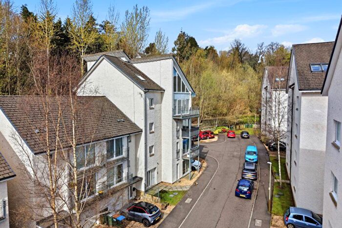 2 Bedroom Flat For Sale In Riverside Park, Blairgowrie, PH10