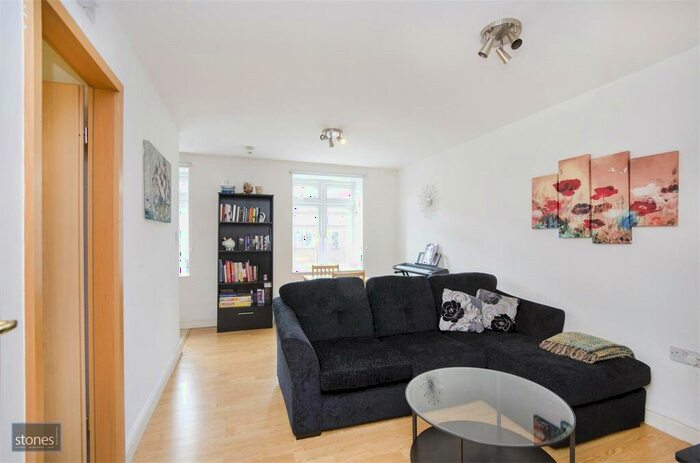 2 Bedroom Apartment To Rent In Islip Street, Kentish Town, London, NW5