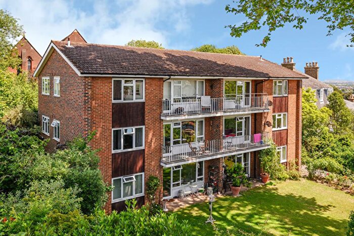 2 Bedroom Flat To Rent In Vincent Court, Denmark Avenue, Wimbledon, SW19