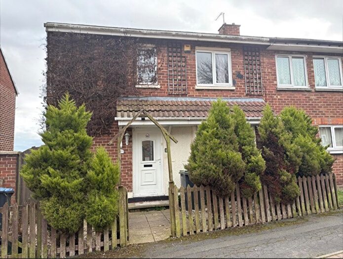 2 Bedroom Semi-Detached House To Rent In Basingstoke Road, Peterlee, SR8