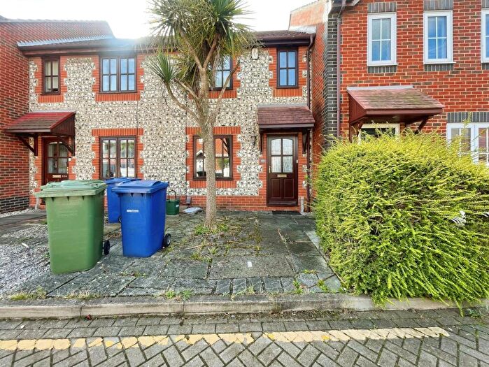 2 Bedroom Terraced House To Rent In Gilbert Road, Chafford Hundred, Grays, RM16
