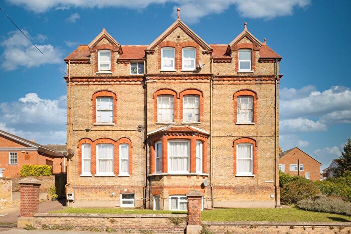 2 Bedroom Flat For Sale In High Street, Ramsgate, Kent, CT11