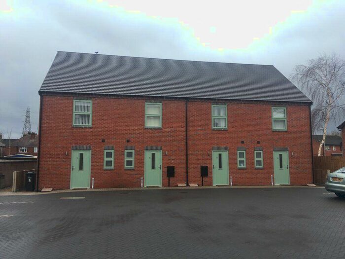 2 Bedroom House To Rent In Jerrisons Place, Burton Upon Trent, Staffordshire, DE14