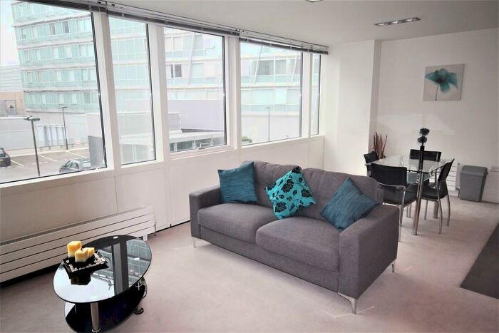 1 Bedroom Apartment To Rent In One Park West, Liverpool, L1