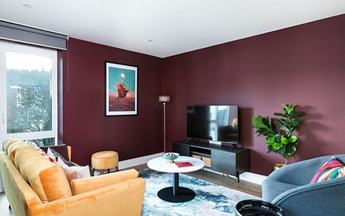 2 Bedroom Property To Rent In Buckingham House, Desborough Road, HP11