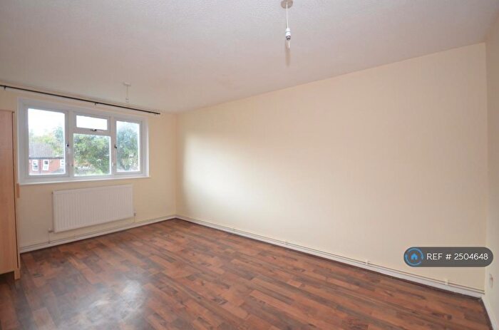 1 Bedroom Maisonette To Rent In Celandine Drive, London, SE28