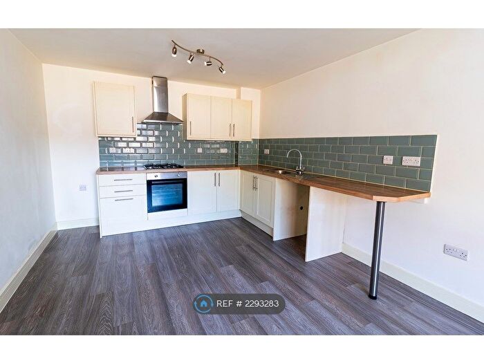 1 Bedroom Flat To Rent In Cherry Orchard, Kidderminster, DY10