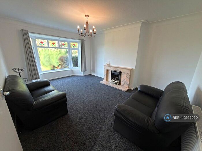 2 Bedroom Bungalow To Rent In Lincoln Green, Newcastle Tyne, NE3